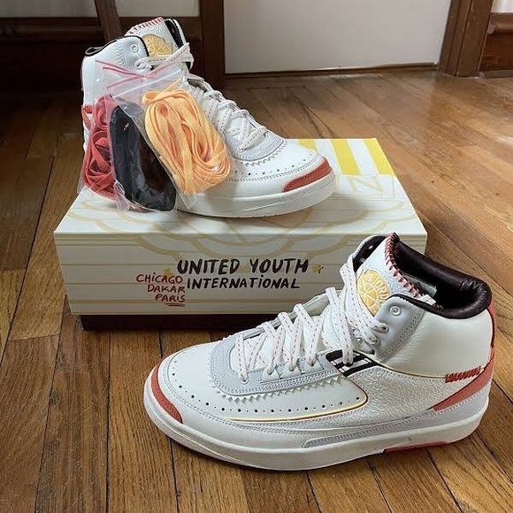 BRAND NEW SPECIAL EDITION MAISON CHATEAU ROUGE RETRO JORDAN 2 NWT - Picture 3 of 17